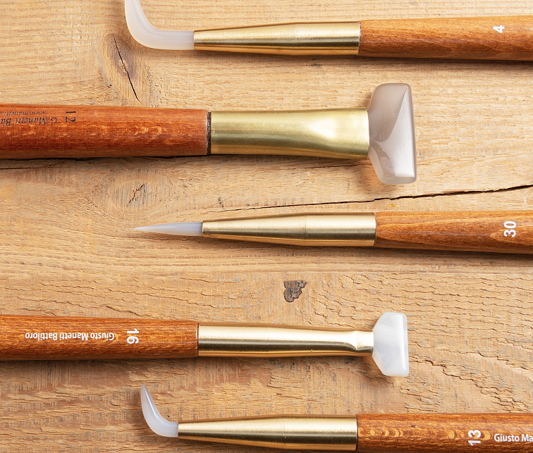 Leštící achát, italský