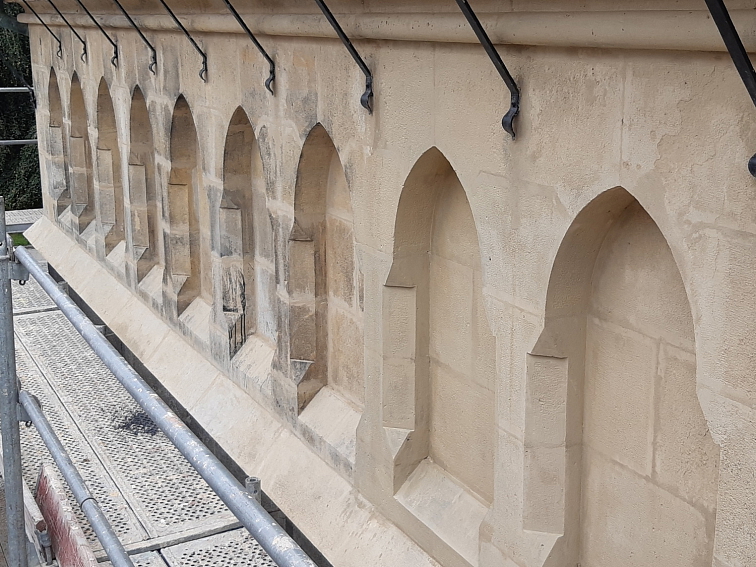 KEIM Restauro®Lasur retuš přírodního kamene REART.cz