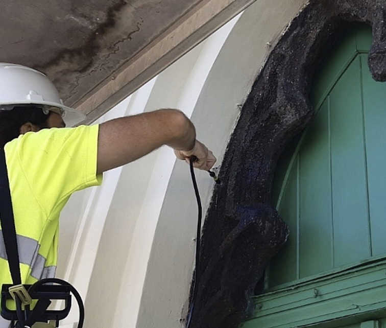 KSE 300 zpevňovač kamene - pro jemně porézní povrchy