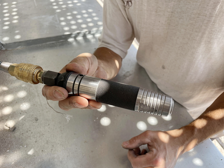 Pneumatické / ruční dláto na kámen s ostřím z tvrdokovu