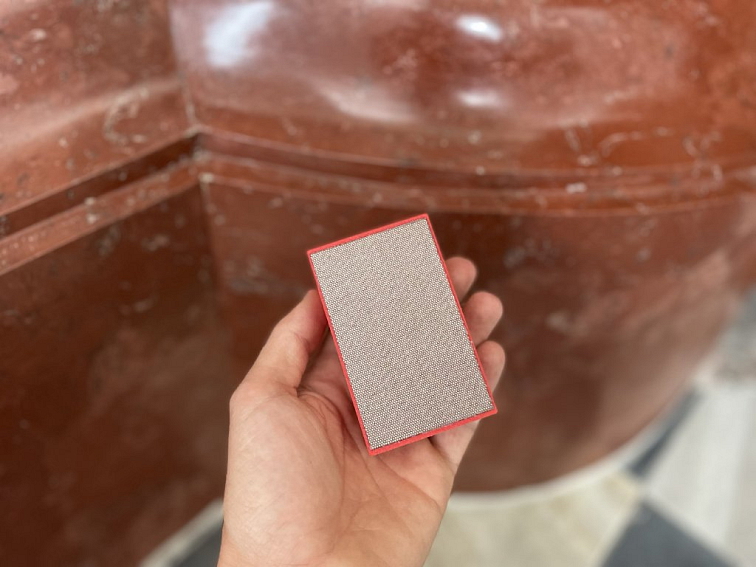 Diamantová brusná houba