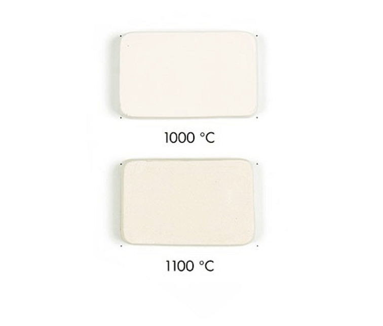 Keramická hlína 24, - bílá „majolika“