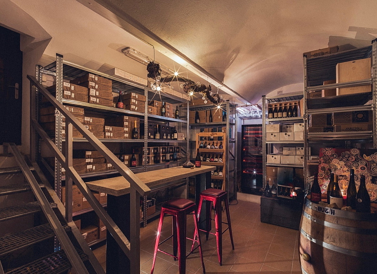 202312-28 - Prodejna a degustacka na uvodni stranku - PC Right