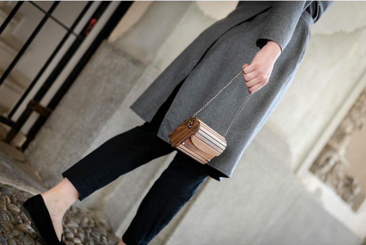 Dřevěná kabelka HALLA