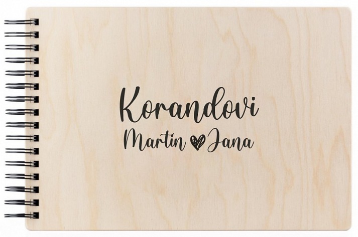 Dřevěné fotoalbum LOVE