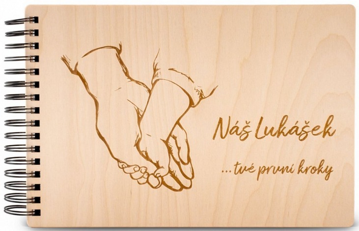 Dřevěné dětské fotoalbum KIDS HANDS