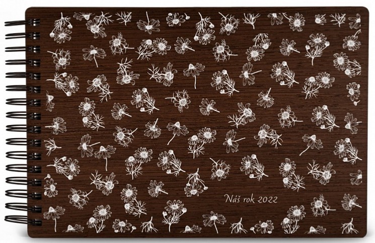 Dřevěné fotoalbum HEŘMÁNEK