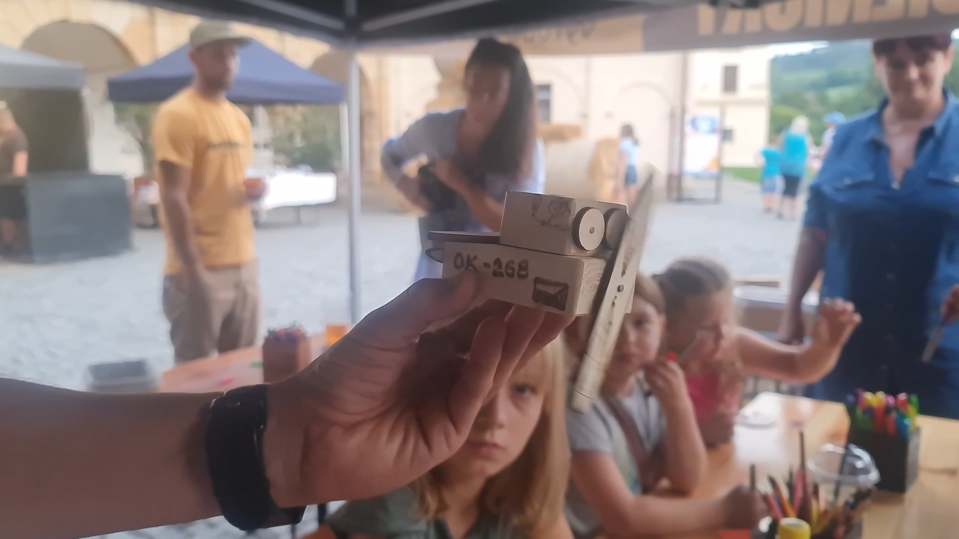 Výroba dřevěných autíček