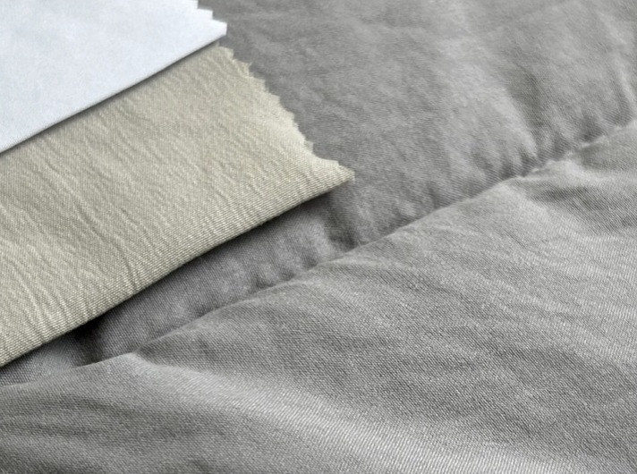 Bílý přehoz Provenza White, 270x270 cm, sada se 2 povlaky na polštáře 70x50 cm