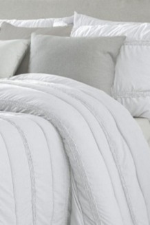 Bílý přehoz Provenza White, 270x270 cm, sada se 2 povlaky na polštáře 70x50 cm