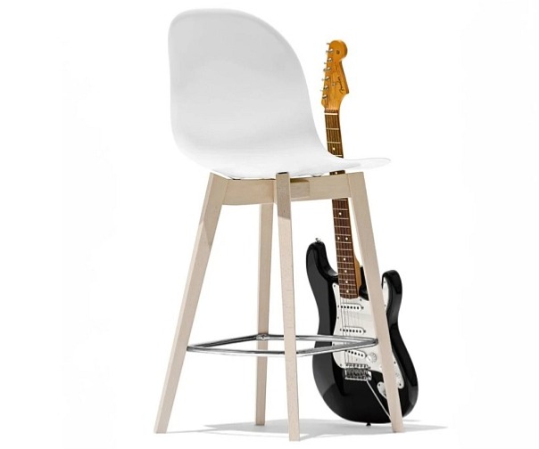 Barová židle Academy Wood, dřevo, plast, v.sedu 66 cm, CB1672