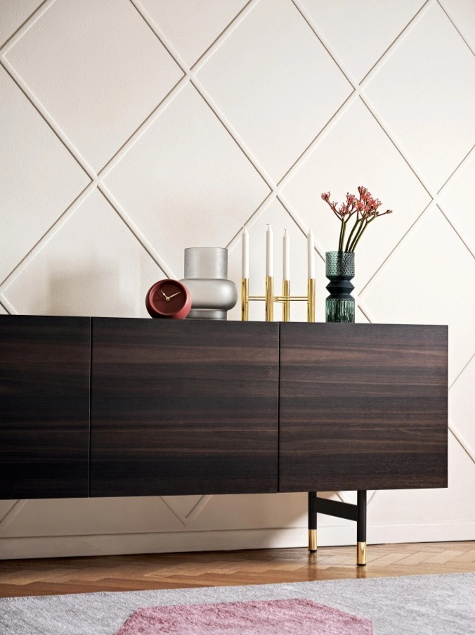 Dřevěná komoda Horizon, 3 dveře, CS6017-4B