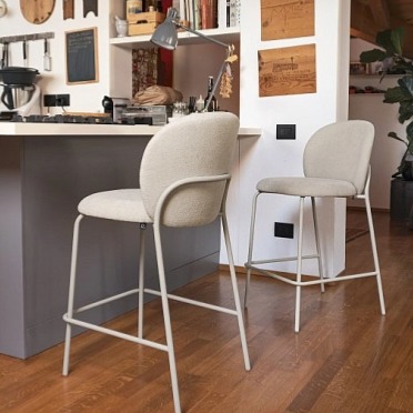 Barová židle Cozy Mid, CB2309