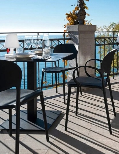 Venkovní židle s područkami Ops!, CB2311-E