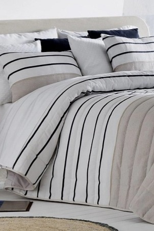 Elegantní přehoz Valerian Marino, se 2 povlaky na polštář 70x50 cm