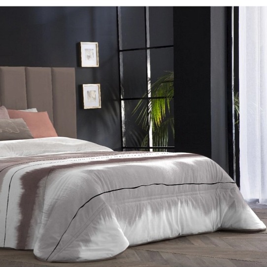 Přehoz na postel Alvia Malva, slézová, 270x270 cm