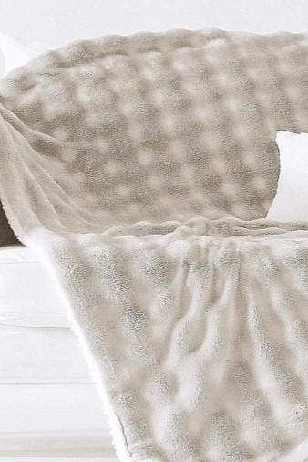 Béžový přehoz Bosco Beige, 240x220 cm