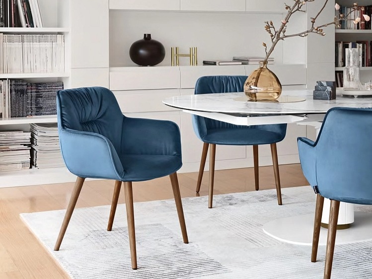 Židle s područkami Cocoon, dřevo, látka, CS2083