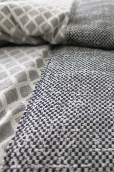 Přehoz na postel Lyra Grey, šedý, 270x270 cm