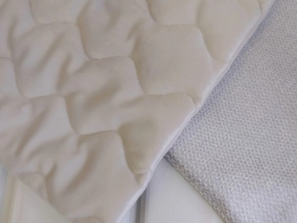 Přehoz na postel Naroa Ivory, slonová kost