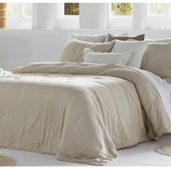 Vyšívaný přehoz Amalia béžový, sada se 2 povlaky na polštáře 70x50 cm