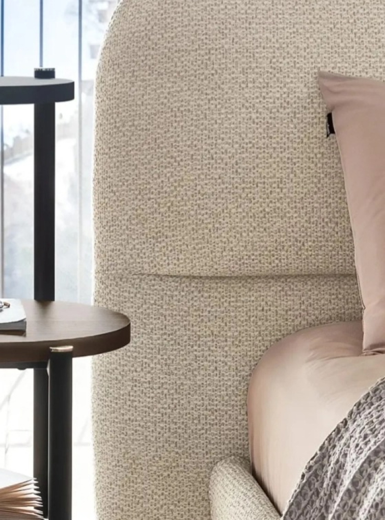 Elegantní postel Kilian Round, vysoké nohy, CS6107