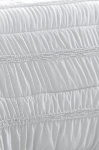 Bílý přehoz Provenza White, 250x270 cm, sada se 2 povlaky na polštáře 70x50 cm