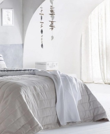 Elegantní přehoz Valerian Marino, se 2 povlaky na polštář 70x50 cm