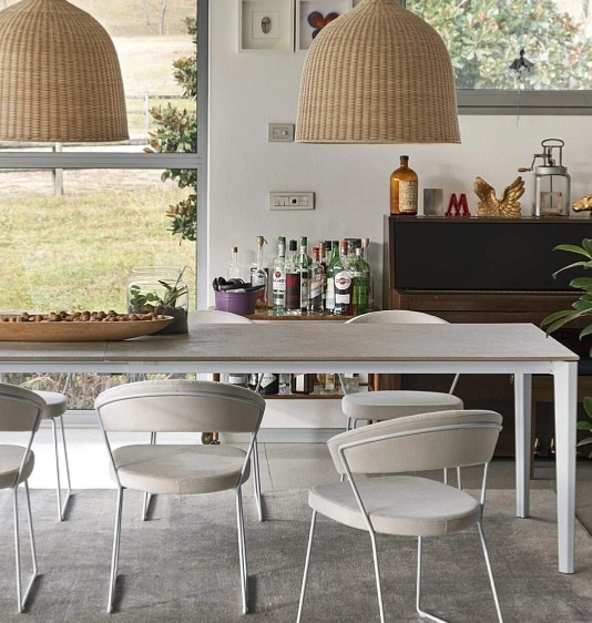 Jídelní stůl Pentagon, dřevo, CB4797-R