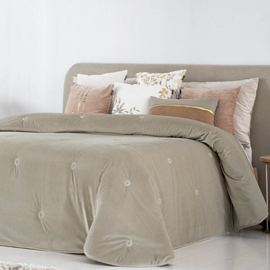 Sametový přehoz Arxy Beige, béžový, se 2 povlaky na polštář 70x50 cm