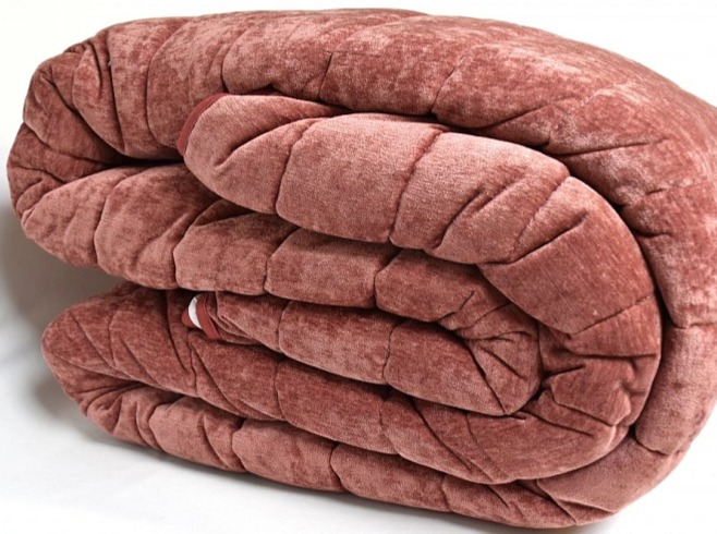 Přehoz na postel Nantes Terra, terakotová, elegantní