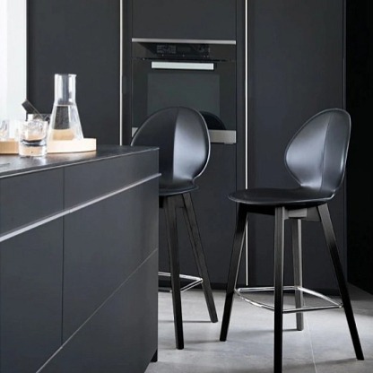 Barová židle Basil Wood, dřevo, regenerovaná kůže, CS1495-LHS