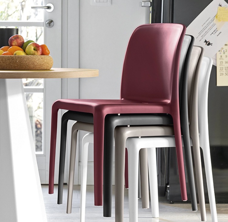 Jídelní židle Bayo, plast, CB1983