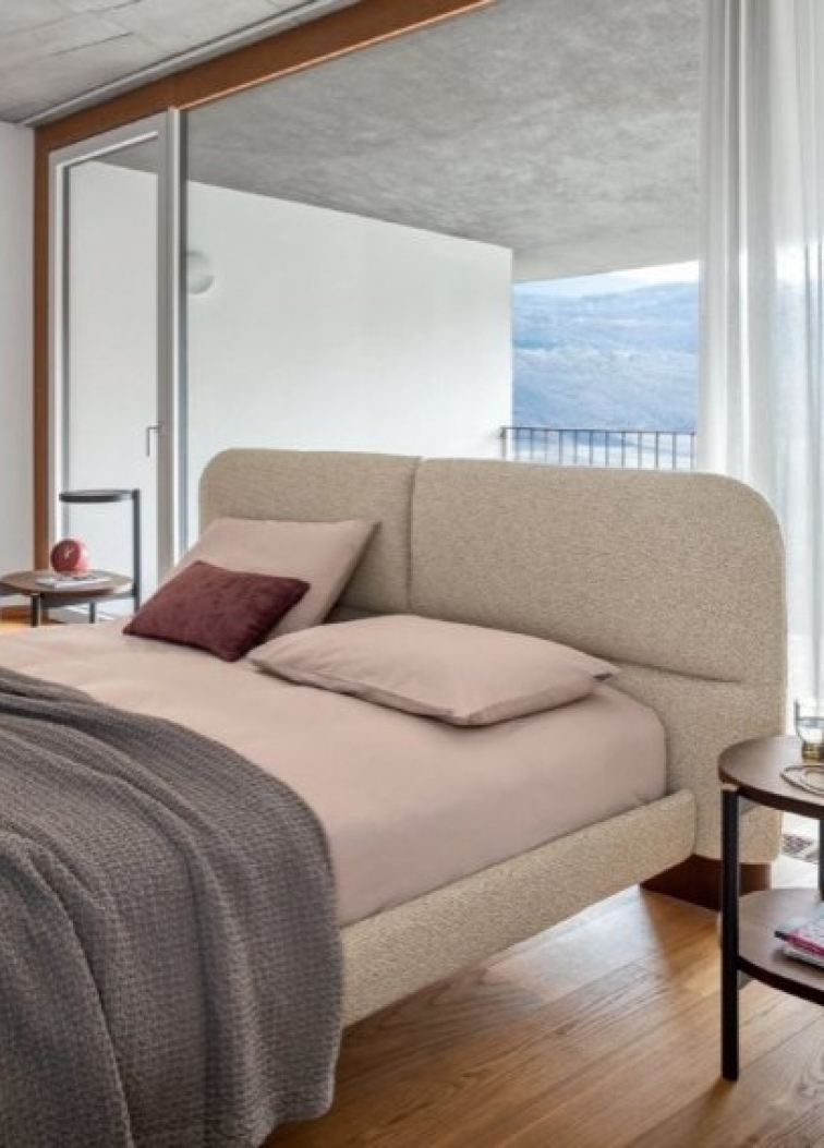 Elegantní postel Kilian Round, vysoké nohy, CS6107