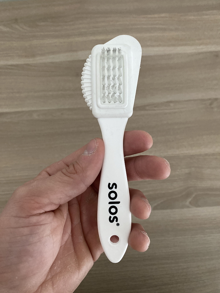 Kartáček na broušenou kůži - Solos Special Brush