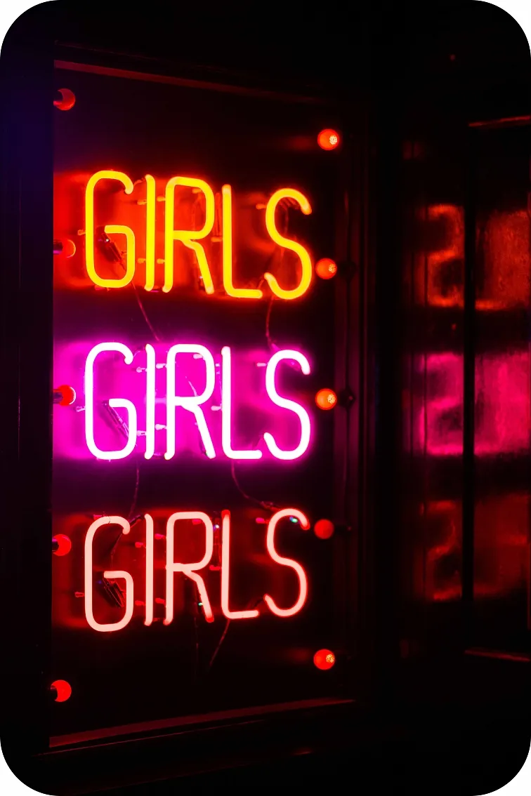 Sportovní top BEAST BLACK