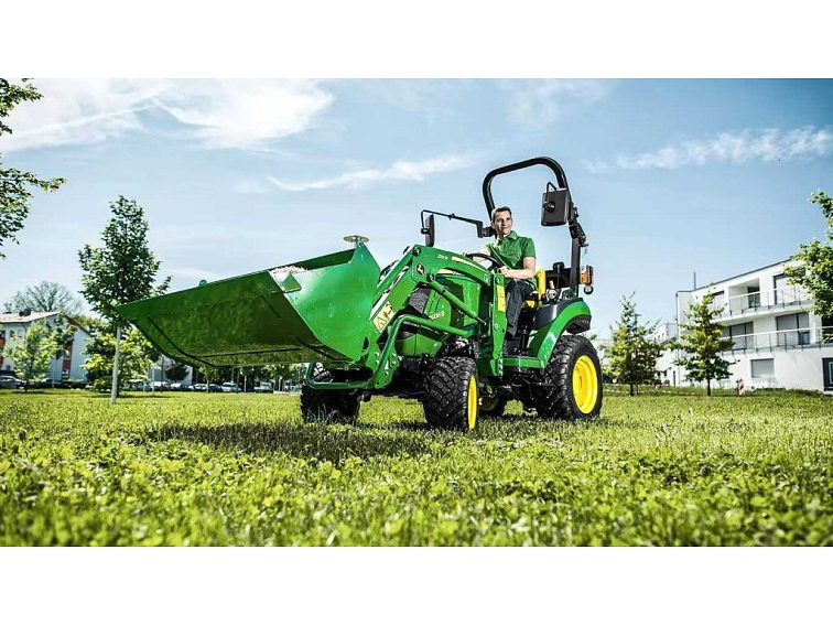 Čelní nakladač 120R pro John Deere 1R a 2R