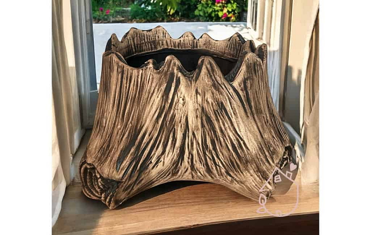 Květináč do zahrady pařez