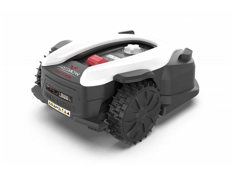 Robotická sekačka Ama Freemow RBA 2001