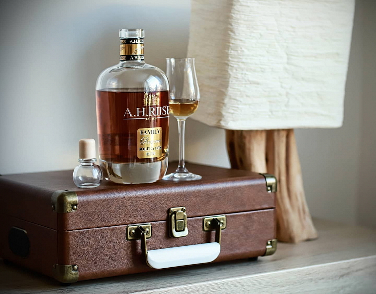 A.H. Riise Family Reserve 0,7l GB