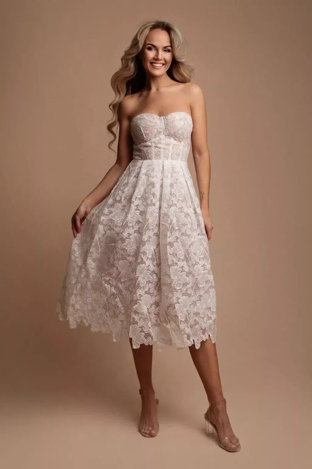 Svatební šaty pro každý typ postavy