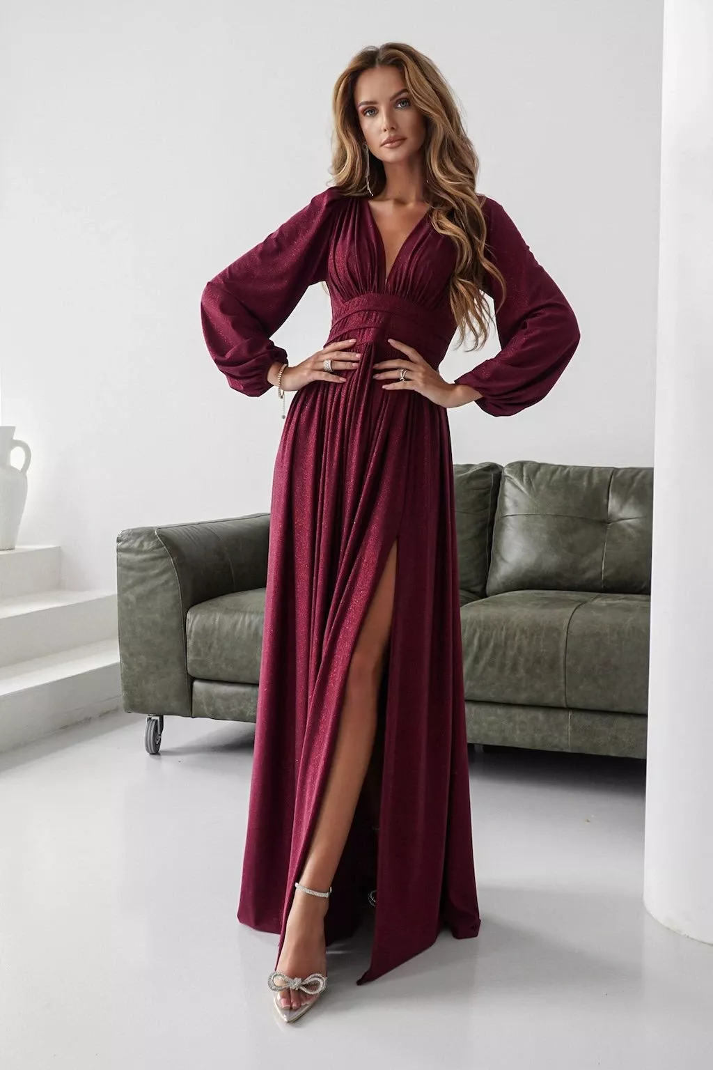 Cíťte sa ako kráľovná: Zažiarte v bordovej