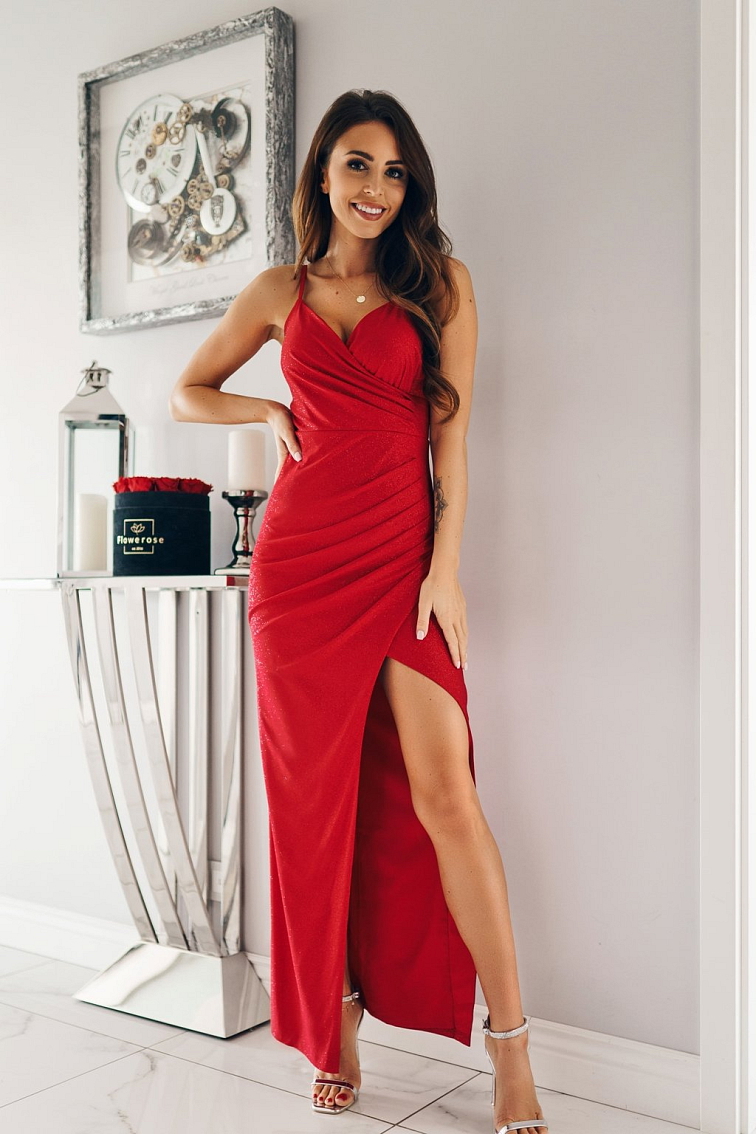 Ako sa obliecť na vianočný firemný večierok podľa Mia Dresses