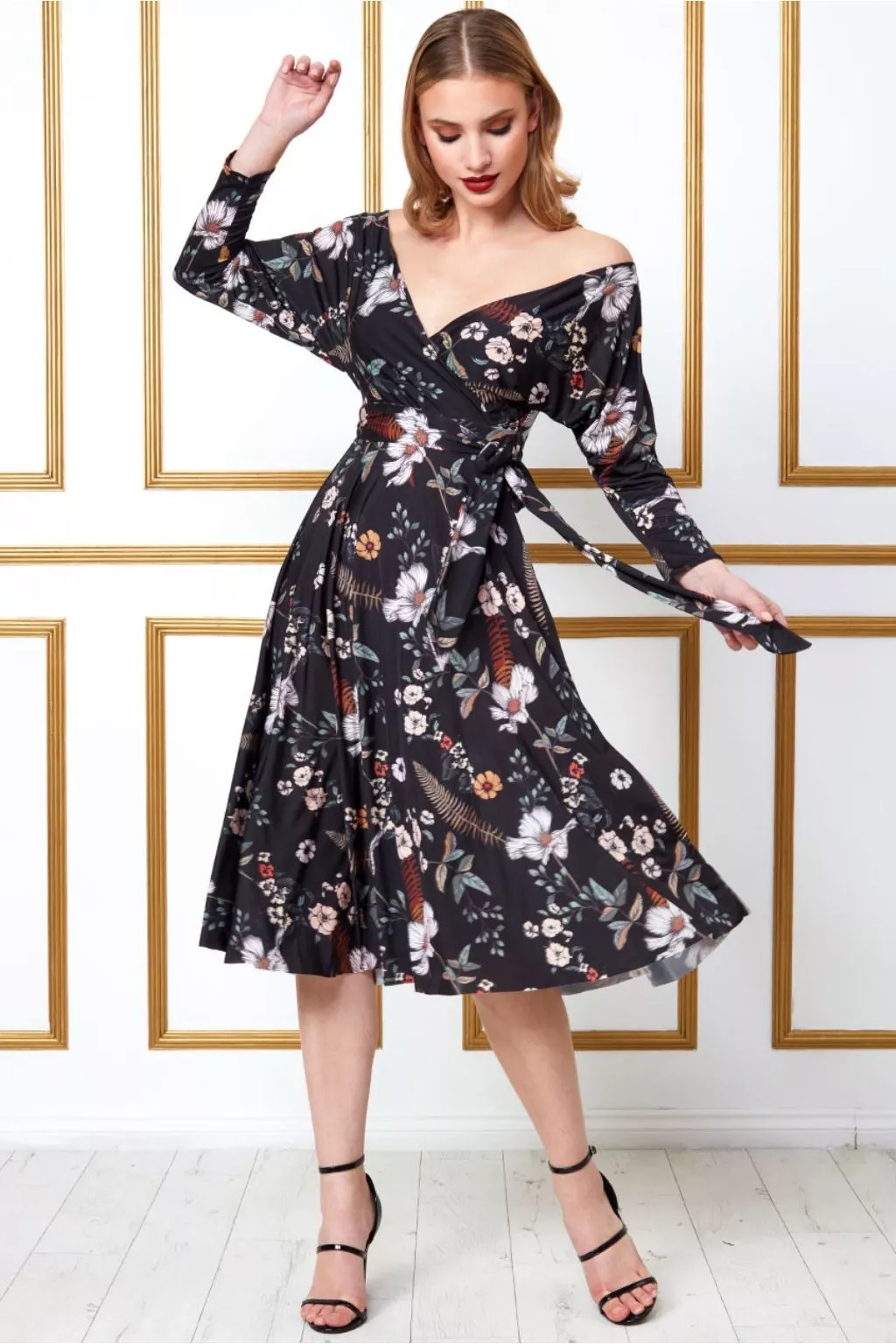 Jesenné šaty s kvetmi