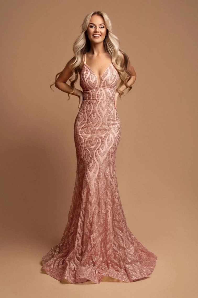 Šaty ako z talianskeho filmu: Spaghetti ramienka sú späť