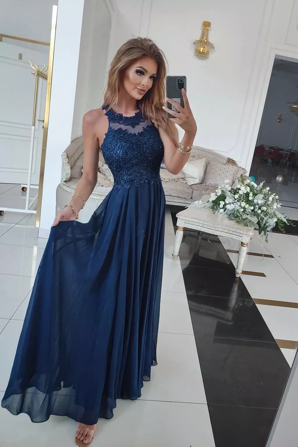 Dlouhé šaty: noblesní look pro každou příležitost