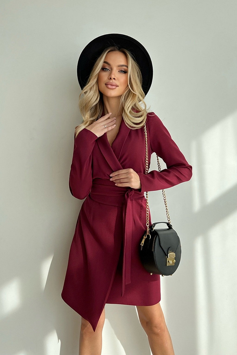 Buďte sofistikovaná a elegantná v sakových šatách