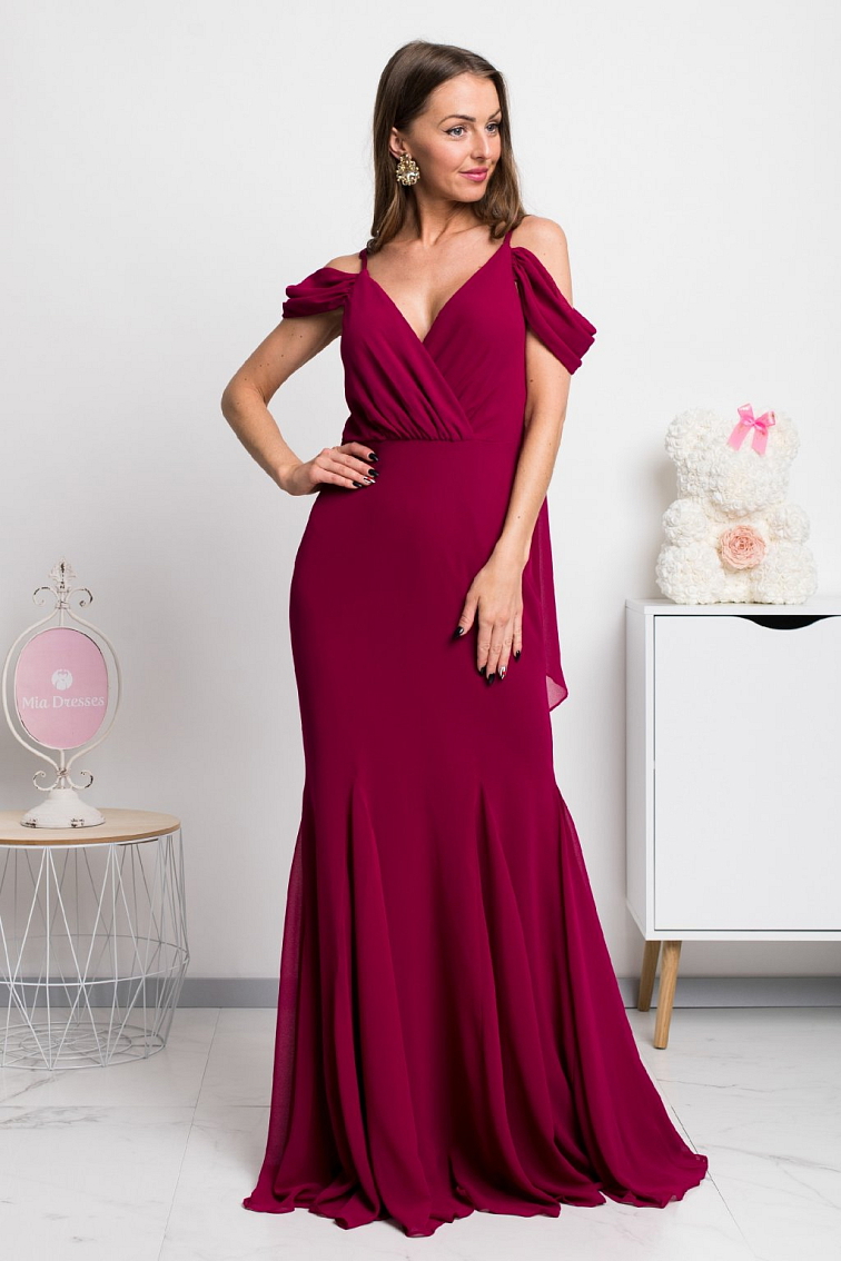 Jak vyčistit společenské šaty