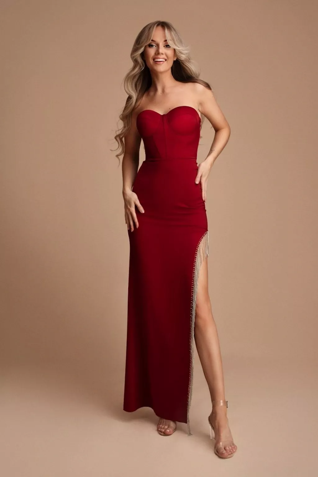 Červené šaty: symbol vášne a ženskosti