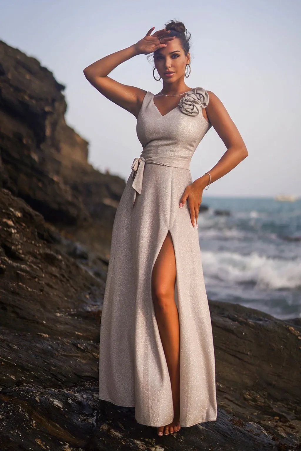 Trojrozmerná elegancia: Trend, ktorý mení spoločenské šaty